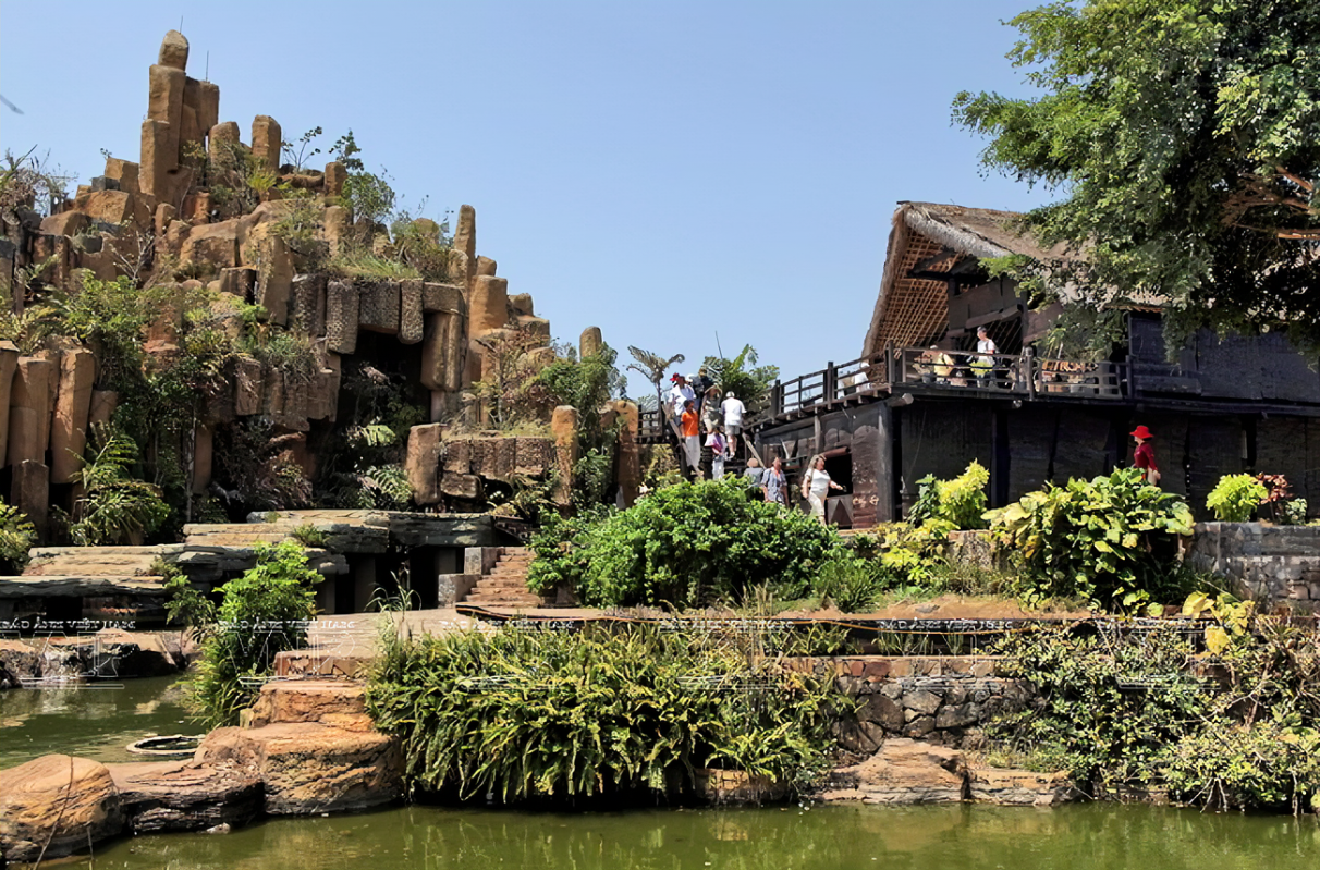 Hồ Lắk thực tế
